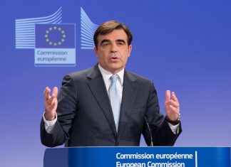 Στόχος η συμφωνία έως το Eurogroup