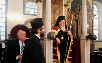 ΕΚΚΛΗΣΗ ΠΑΝΑΓΙΩΤΑΤΟΥ ΝΑ ΕΠΙΤΡΑΠΟΥΝ ΕΚΛΟΓΕΣ ΣΤΑ ΒΑΚΟΥΦΙΑ
