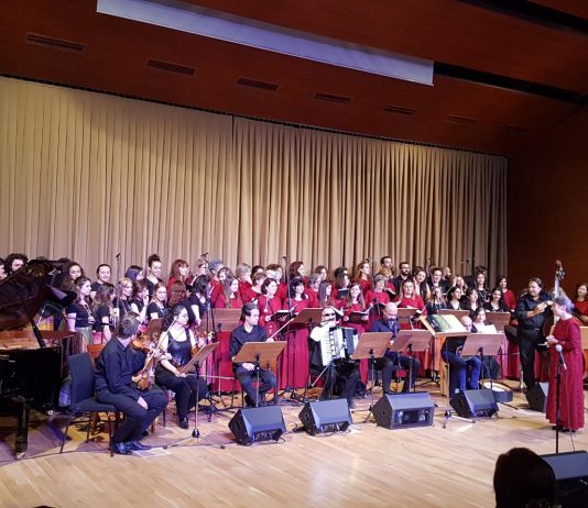 Εντυπωσίασε η συναυλία χορωδιών