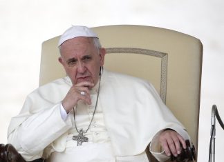 Έμπρακτα  κοντά στους σεισμόπληκτους της Λέσβου