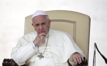 Έμπρακτα κοντά στους σεισμόπληκτους της Λέσβου