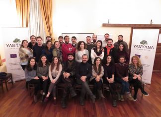 YANYANA – Η απρόσμενη συνάντηση των πολιτισμών σε ένα βίντεο