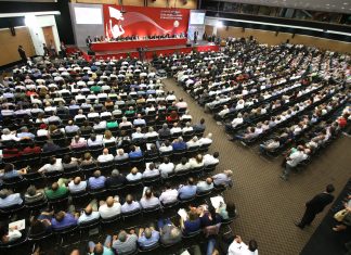 Η απώλεια της ευπρέπειας στον πολιτικό λόγο